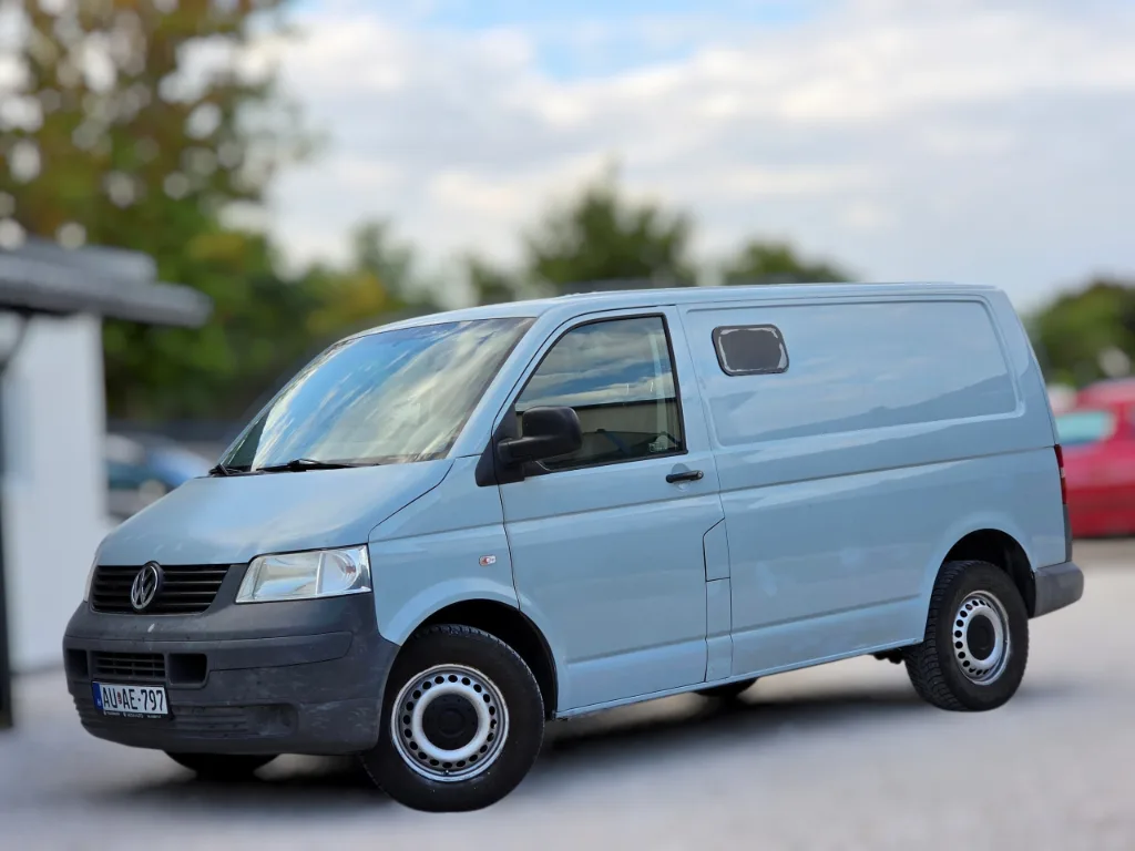 Vw Transporter T5  3+teher