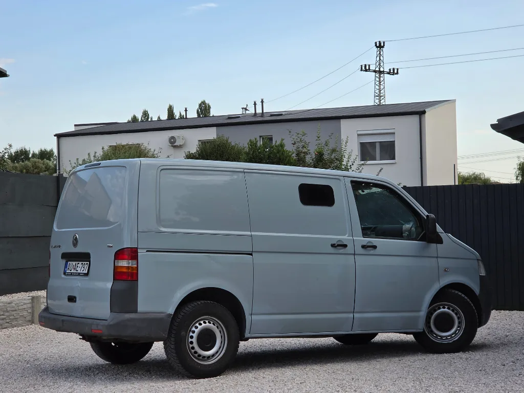 Vw Transporter T5  3+teher