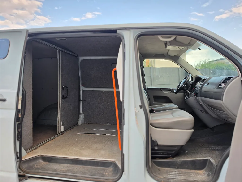 Vw Transporter T5  3+teher