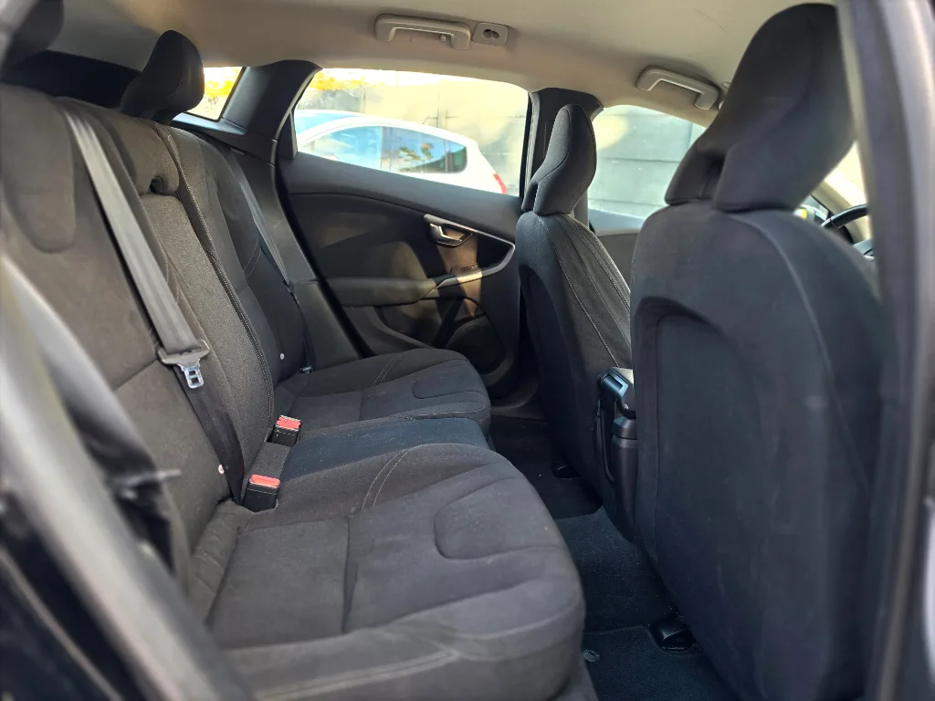 Volvo V40/ Automata