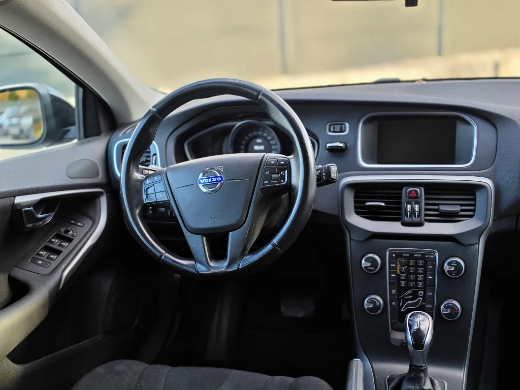 Volvo V40/ Automata