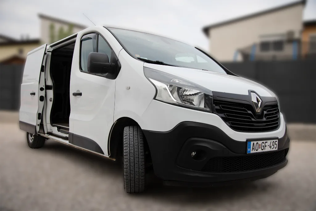 Renault Trafic / Friss szervíz