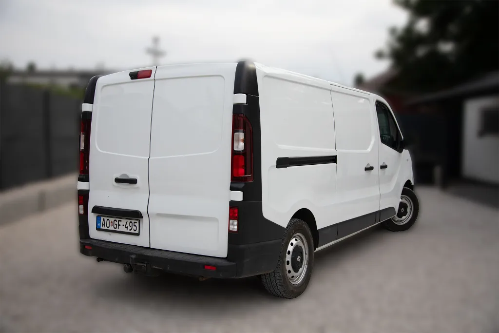 Renault Trafic / Friss szervíz