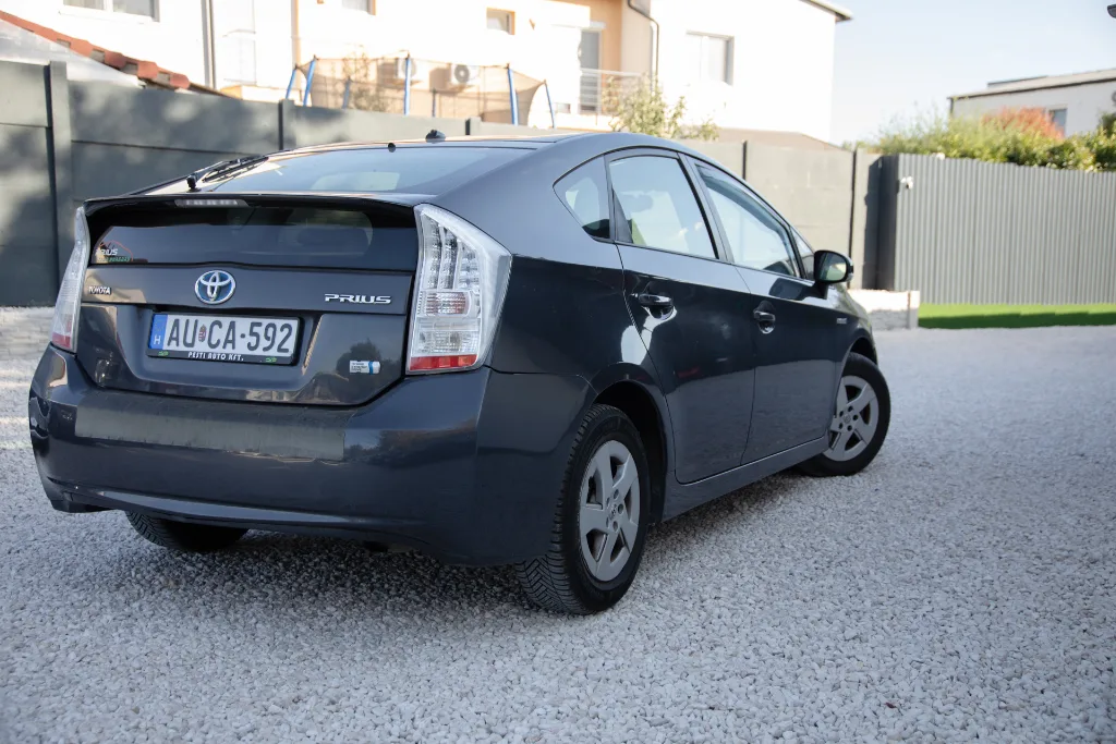 Toyota Prius 1.8 Hybrid