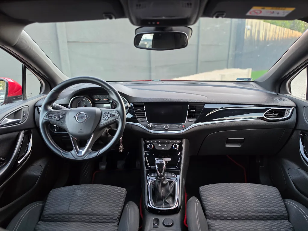 Opel Astra K
