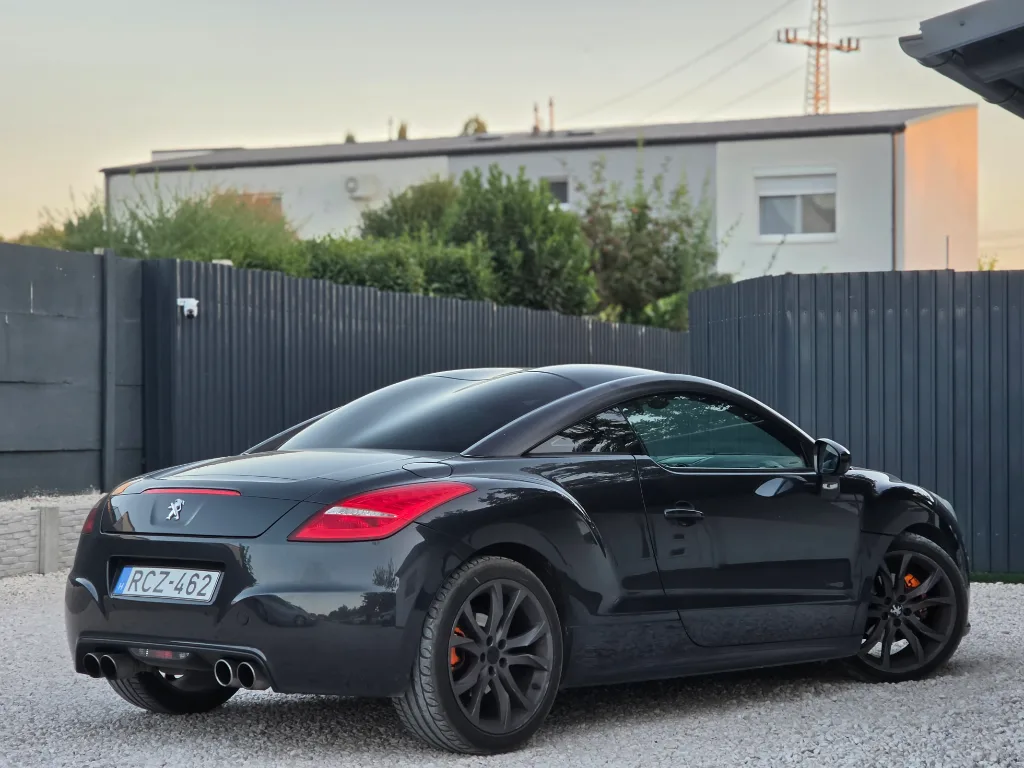 Peugeot RCZ