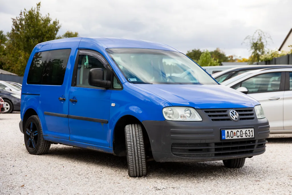 VolksWagen Caddy / 7 személyes