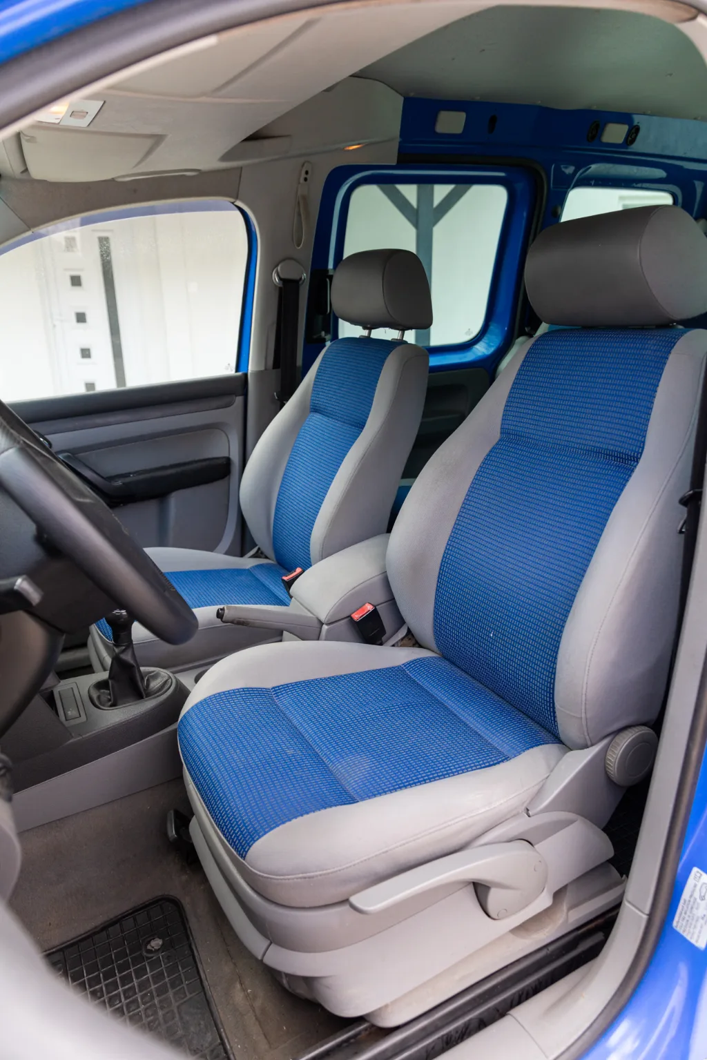 VolksWagen Caddy / 7 személyes