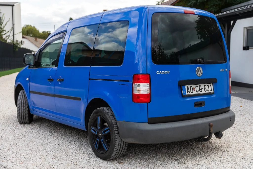 VolksWagen Caddy / 7 személyes