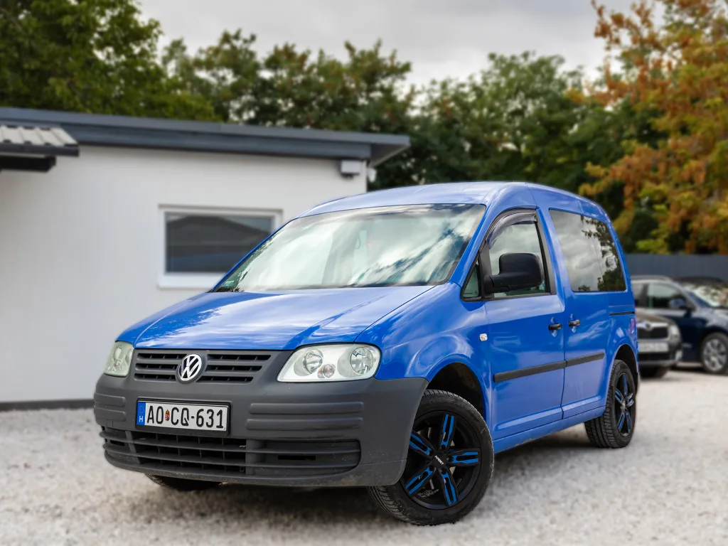 VolksWagen Caddy / 7 személyes