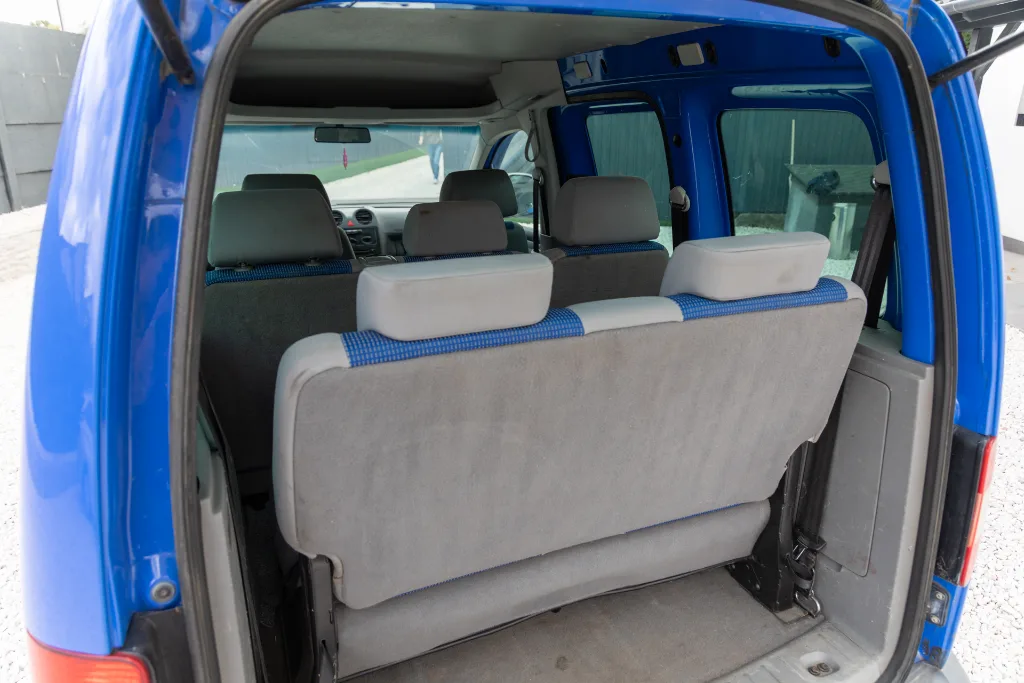 VolksWagen Caddy / 7 személyes