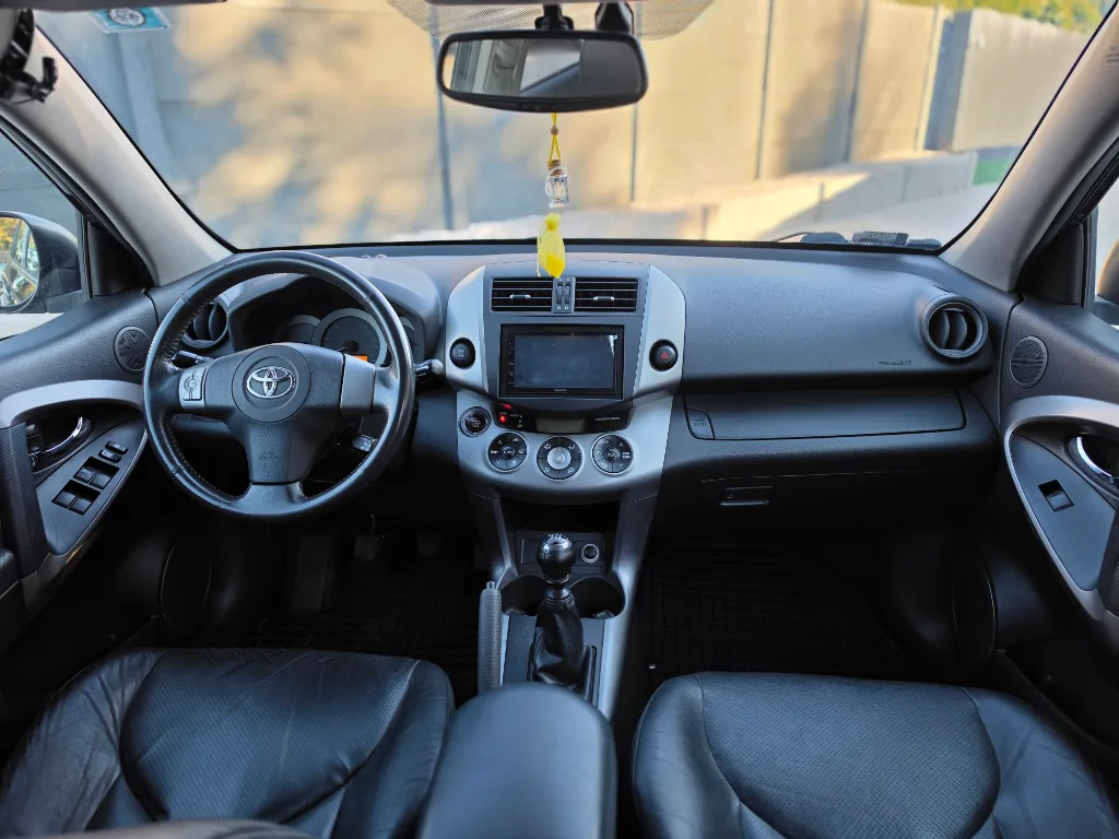 Toyota Rav 4