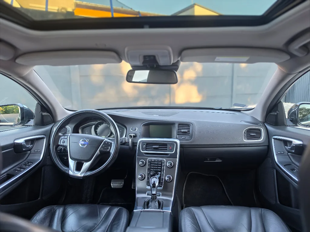 Volvo V60 HYBRID