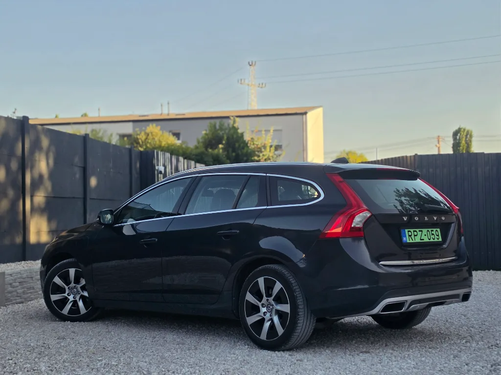 Volvo V60 HYBRID