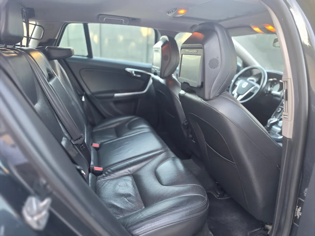 Volvo V60 HYBRID